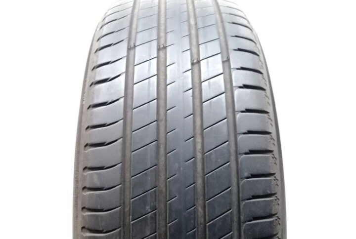Michelin 235/60 R17 102V Latitude Sport 3 pneumatici usati Estive