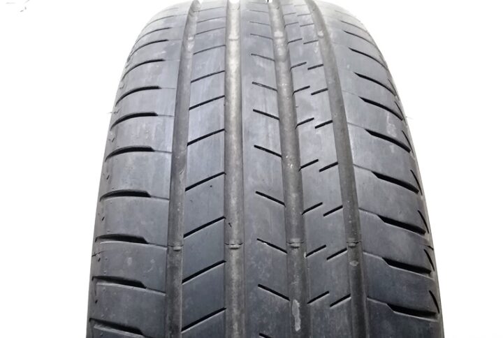 Bridgestone 225/60 R18 104W Alenza 001 pneumatici usati Estive