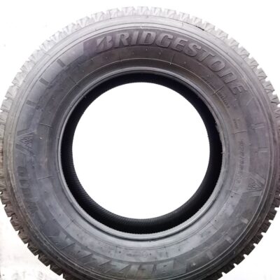 Bridgestone 235/65 R16 115/113R Blizzak W810 pneumatici nuovi Invernale