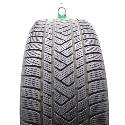 Pirelli 275/45 R21 110V Scorpion Winter pneumatici usati Invernale