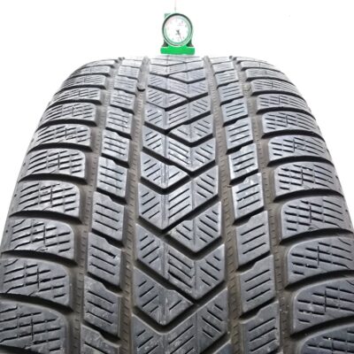 Pirelli 275/45 R21 110V Scorpion Winter pneumatici usati Invernale