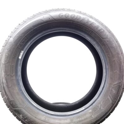 Goodyear 215/60 R17 96H UltraGrip Performance + SUV pneumatici usati Invernale