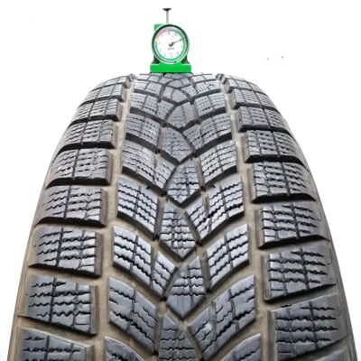 Goodyear 215/65 R17 99V UltraGrip Performance + SUV pneumatici usati Invernale - immagine 2