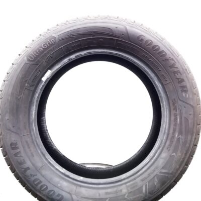 Goodyear 215/65 R17 99V UltraGrip Performance + SUV pneumatici usati Invernale - immagine 3