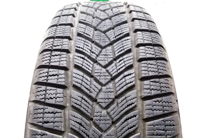 1188B1 Goodyear 21560 R17 96H UltraGrip Performance SUV pneumatici usati Invernale 1