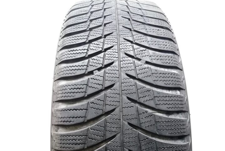 55637 Bridgestone 20560 R16 92H Blizzak LM001 pneumatici usati Invernale 1