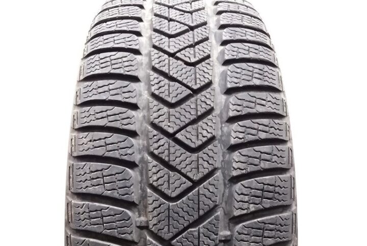 20262 Pirelli 22550 R17 94H Sottozero 3 Winter pneumatici usati Invernale 1