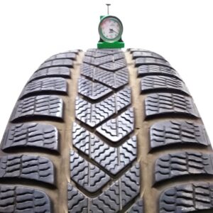 2110B Pirelli 21555 R17 94H Sottozero 3 Winter pneumatici usati Invernale