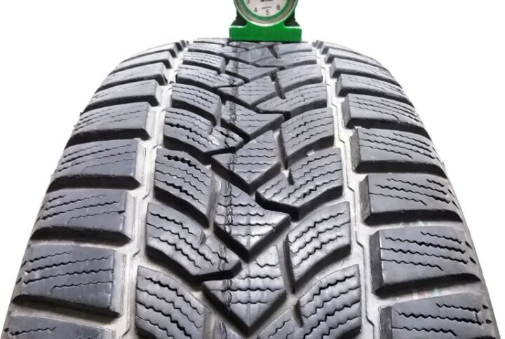 2263B Dunlop 20560 R16 92H Winter Sport 5 pneumatici usati Invernale