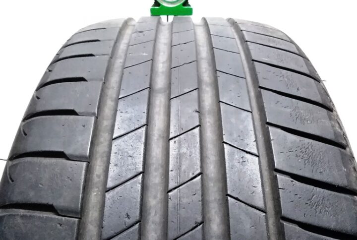 2317B Bridgestone 22540 R19 93W Turanza T005 pneumatici usati Estive