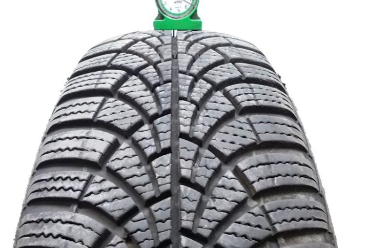 Goodyear 18555 R15 82T UltraGrip 9 pneumatici usati Invernale 1