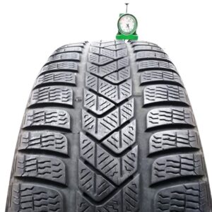 2428B Pirelli 22555 R18 102V Sottozero 3 Winter pneumatici usati Invernale