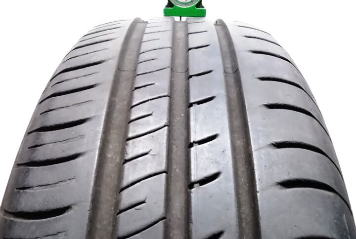 2669B Kumho 20565 R16 95W Ecowing Es01 pneumatici usati Estive