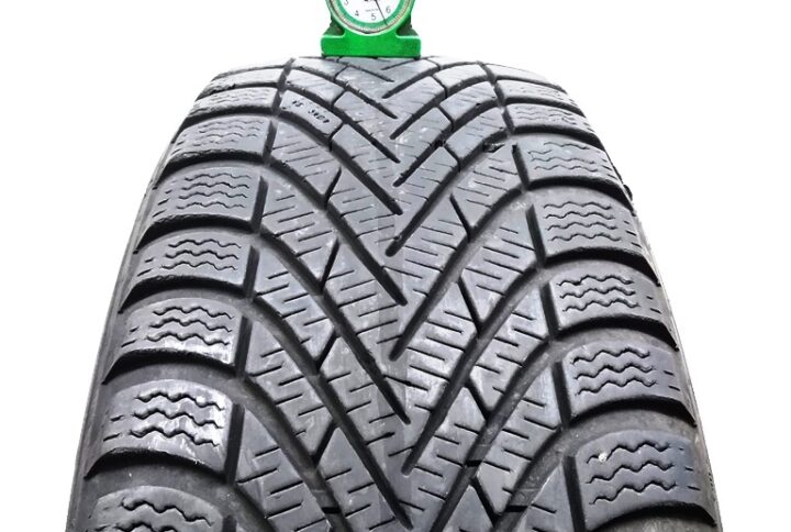 2688B Pirelli 18560 R15 88T Winter Cinturato K1 pneumatici usati Invernale