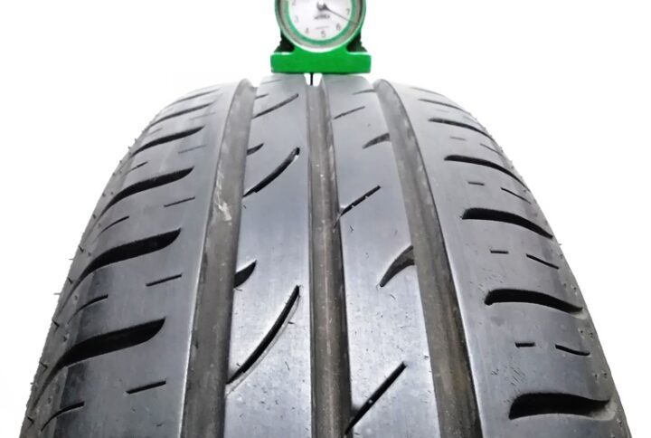 2720B Nexen 15570 R13 75T N Blue HD Plus pneumatici usati Estive