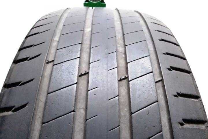 2805B Michelin 23565 R17 104W Latitude Sport 3 pneumatici usati Estive