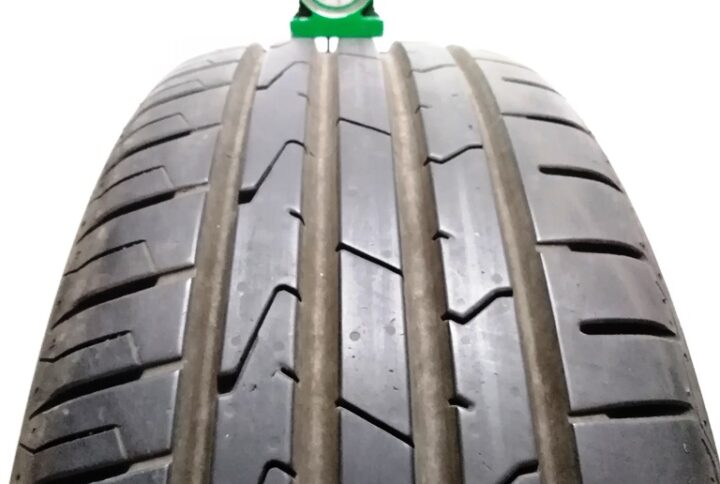 3140B Hankook 18555 R15 82H Ventus Prime 3 pneumatici usati Estive