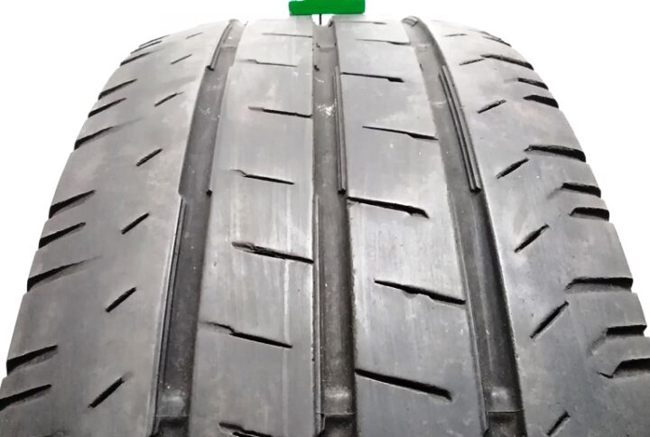 3654B Continental 23565 R16 115113R ContiVanContact 200 pneumatici usati Estive