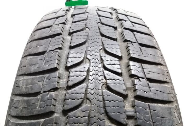 3694B Roadstone 19560 R15 88H N Priz 4S pneumatici usati 4 Stagione