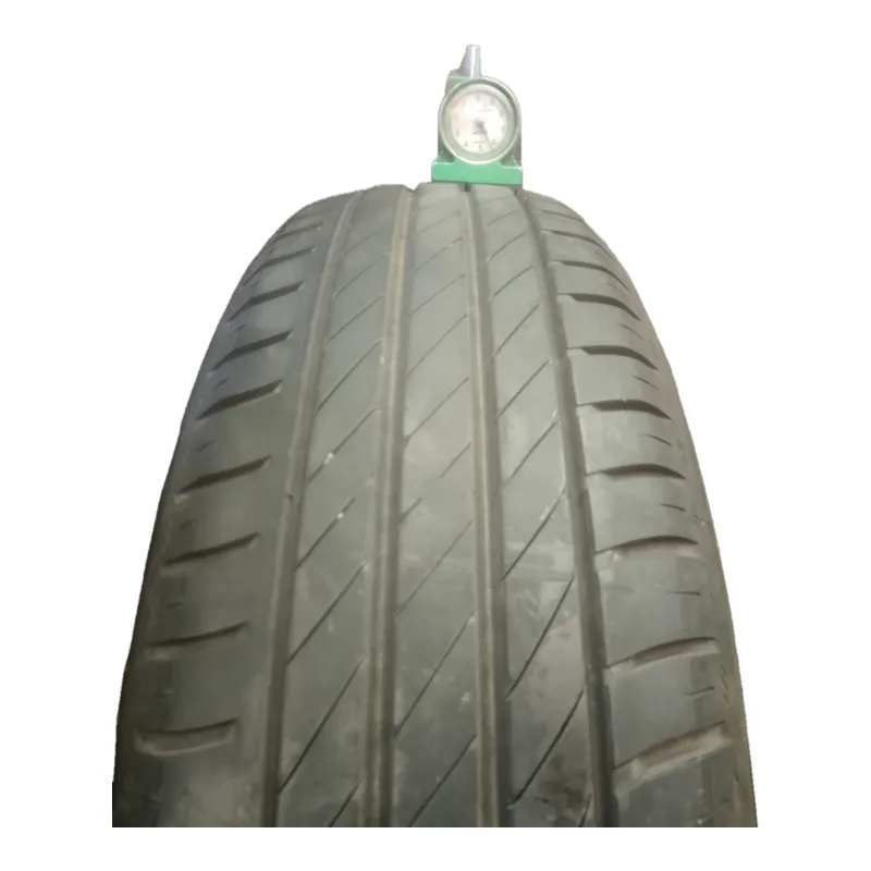 Kleber Dynaxer HP4 175/65 R14 82T usato