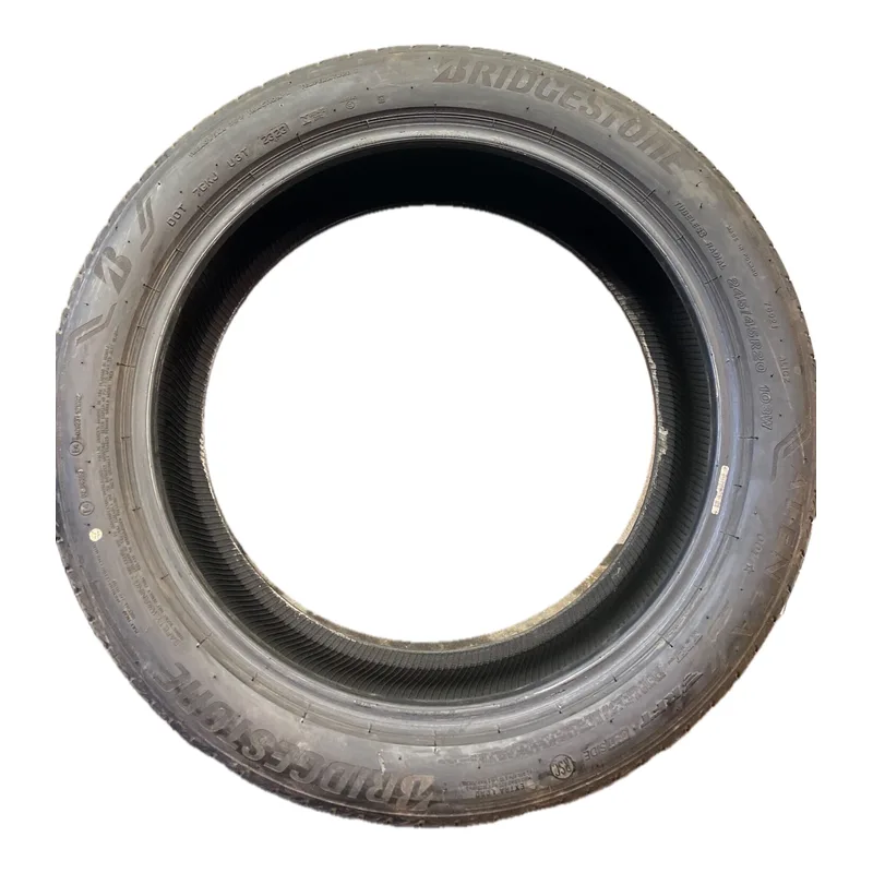 Bridgestone Alenza 001 RSC 245/45 R20 usato