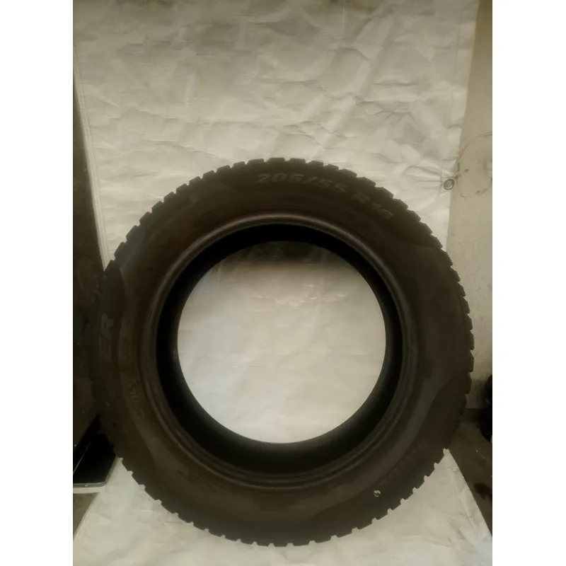 Pirelli Winter Cinturato 205/55 R16 91H usato