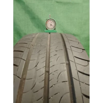 Goodyear Efficient Grip Cargo 205/65 R16C usato