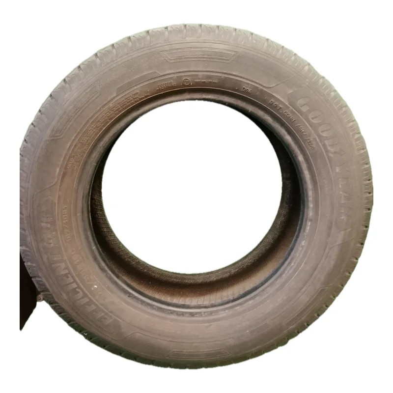 Goodyear Efficient Grip Cargo 205/65 R16C usato
