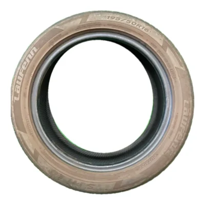 Laufenn S FIT EQ+ 195/50 R16 84V usato