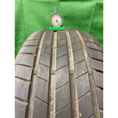 Bridgestone Turanza T005 225/55 R16 usato