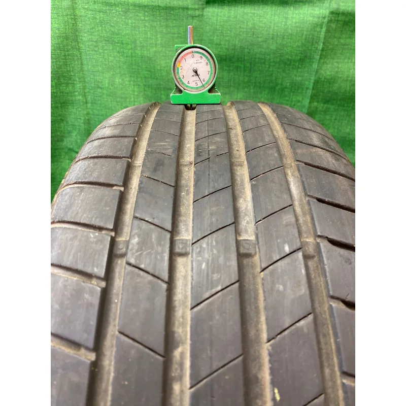 Bridgestone Turanza T005 225/55 R16 usato