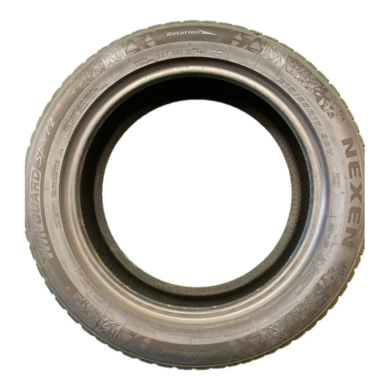 Nexen WINGUARD Sport 2 215/55 R17 98V invernali usati