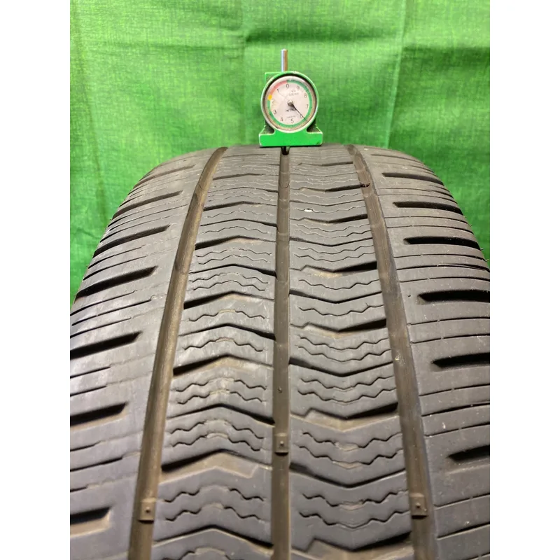Kumho PorTran 4S Van cx11 225/55 R17C usato