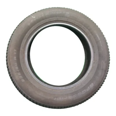 BFGoodrich G-Force Winter 2 235/60 R17 usato