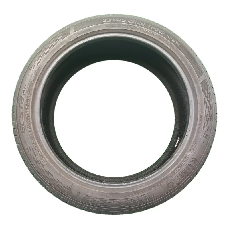 Kumho Ecsta PS71 235/45 R20 usato 7mm