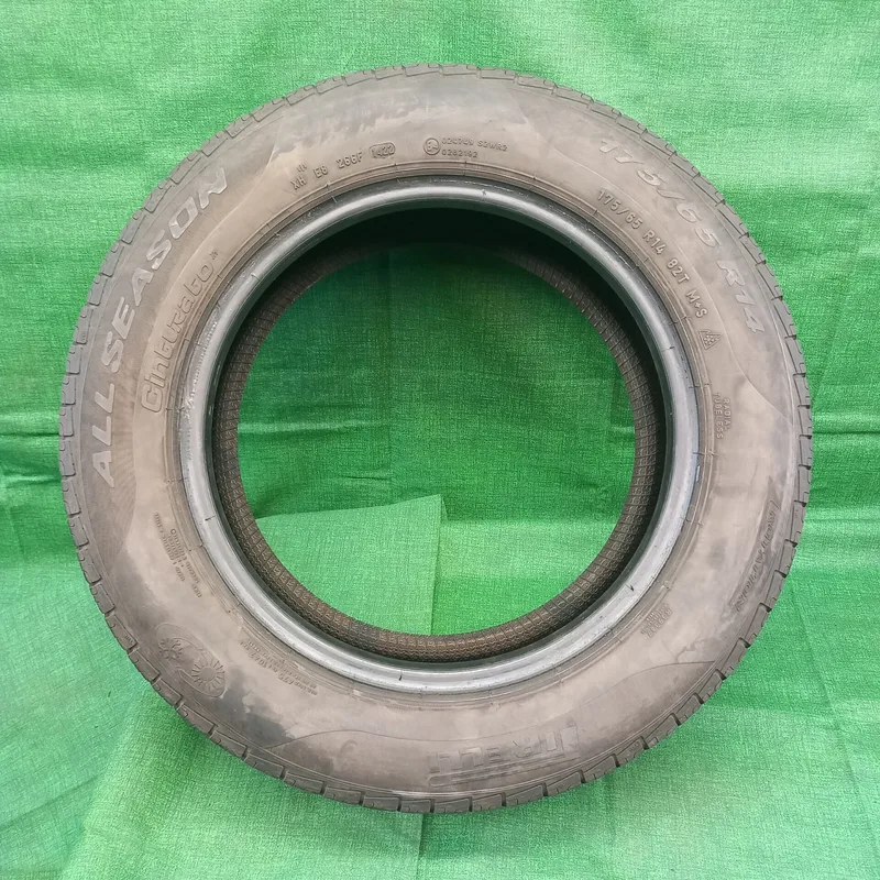 Pirelli Cinturato All Season 175/65 R14 usato