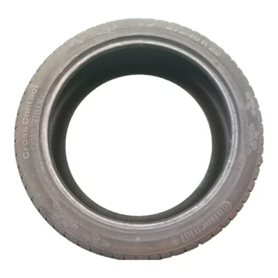 Continental CrossContact Winter 275/40 R22 usato