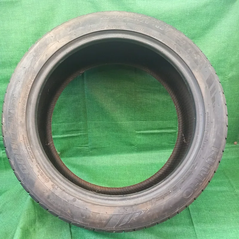 Kumho CRUGEN HP91 265/45 R20 108Y usato
