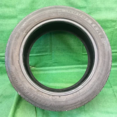Goodyear Efficientgrip Performance 185/55 R15 usato
