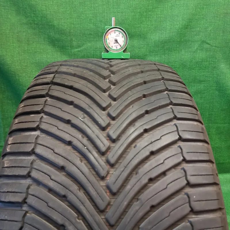 Bridgestone Turanza All Season 6 225/45 R17 usato