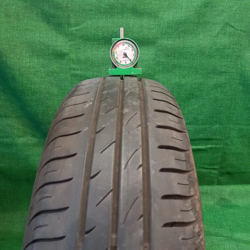Nexen Nblue HD Plus 155/60 R15 74T usato