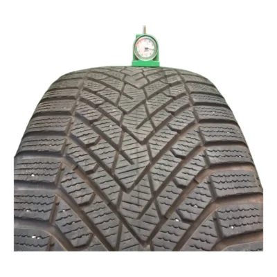 Pirelli Winter Scorpion 2 255/40 R21 usato