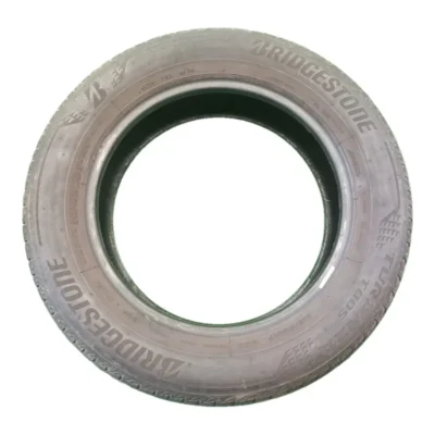 Bridgestone TURANZA T005 215/60 R17 96H usato