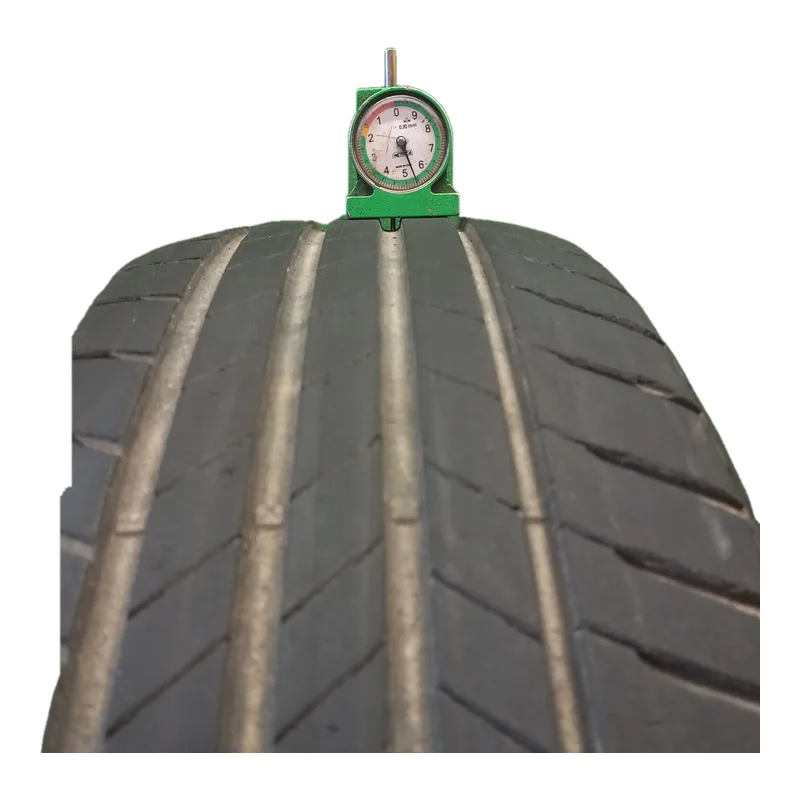 Bridgestone Turanza T005 215/60 R17 96H usato