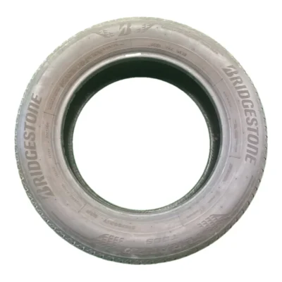 Bridgestone Turanza T005 215/60 R17 96H usato
