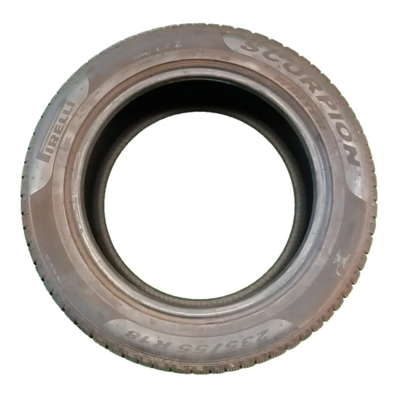 Pirelli Scorpion Winter 235/55 R18 104H usati
