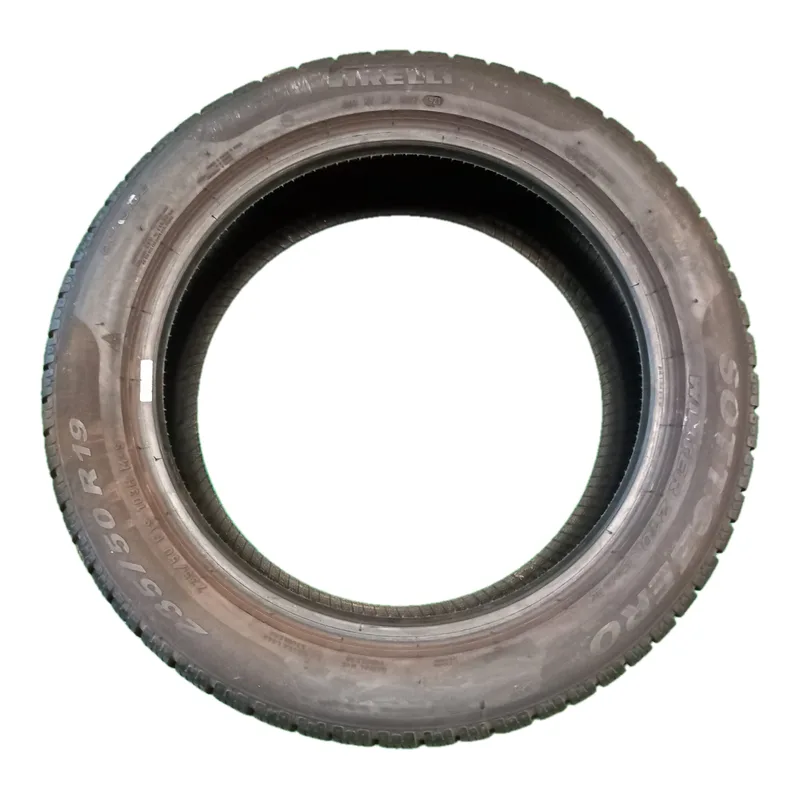 Pirelli Sottozero Winter 210 serie II 235/50 R19 usato