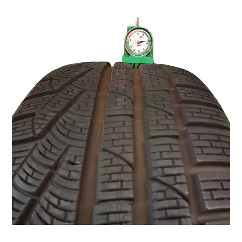 Pirelli Sottozero Winter 210 Serie II 235/50 R19 usato