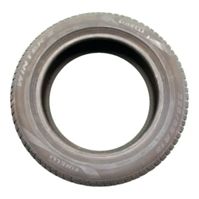 Pirelli Winter 2 Cinturato 225/55 R18 usato
