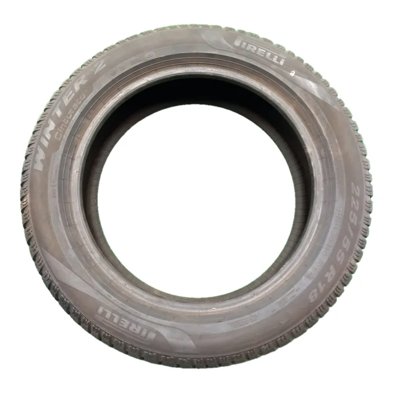 Pirelli Winter 2 Cinturato 225/55 R18 usato